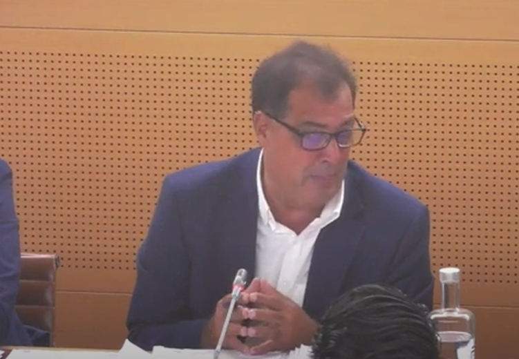 Pleno extraordinario 03-10-2025