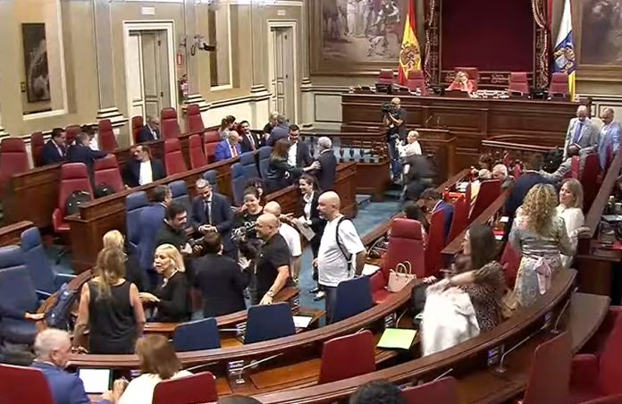 Captura de pantalla 2025-10-30 204725