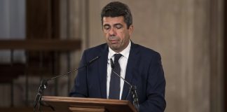 Carlos Mazón Dimite: Crónica de una Responsabilidad Ineludible